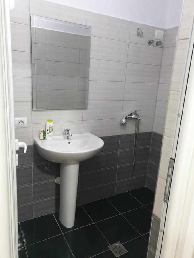 Dian'S Apartments Ksamil Dış mekan fotoğraf